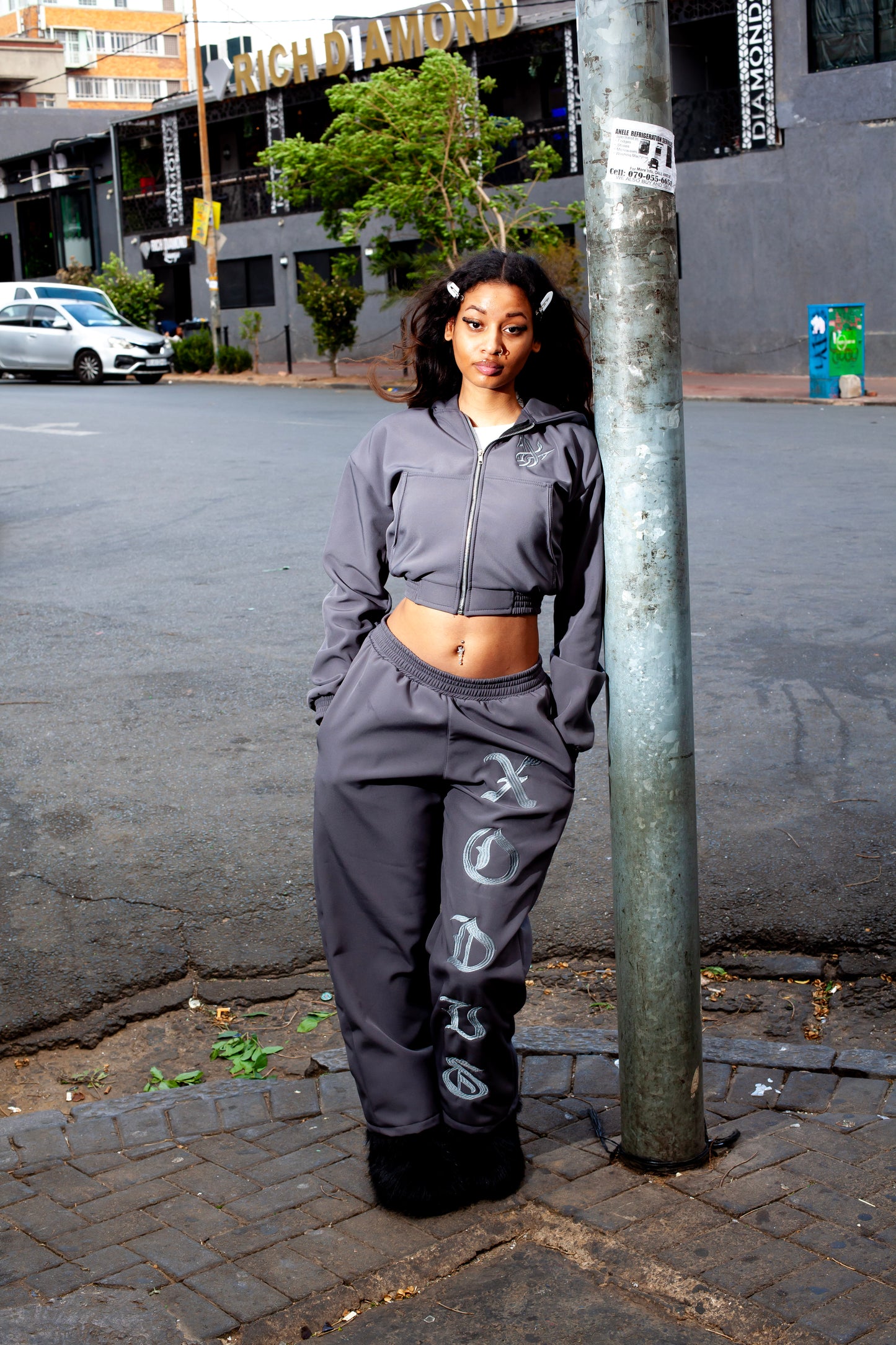 XODUS CROP SWEATSUIT GREY