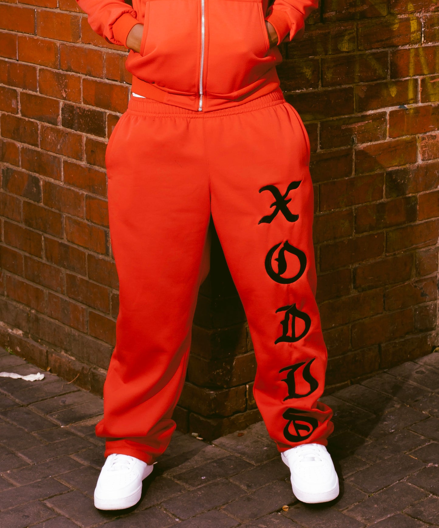 XODUS SWEATPANTS RED